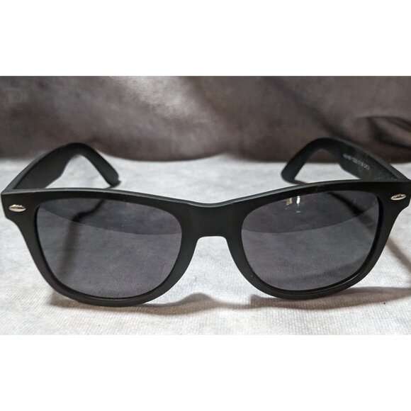 Retro Black Kaliyadi Velvet Touch Sunglasses - Picture 1 of 8